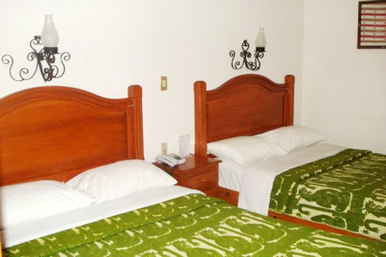 Hotel Don Quijote San Cristobal de las Casas Bagian luar foto